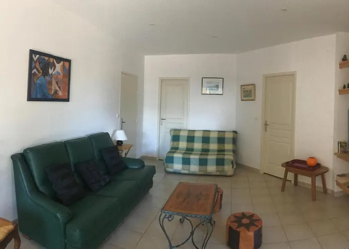 Comme Petite Maison A 3,5 Kms D'avignon * Villeneuve-les-Avignon